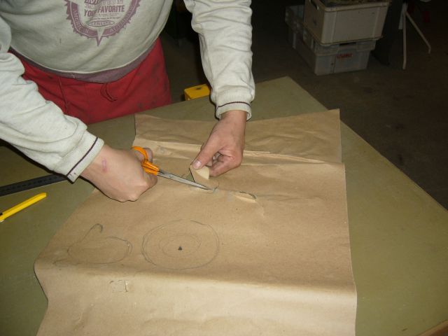 ��nieristeen mallin leikkaus