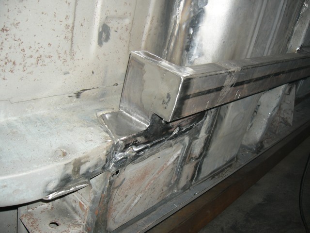 Hitsattu subframe connector