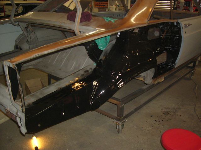 Faikun oikea takaosa maalattu