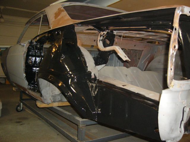 Faikun takalokasuojan aukko