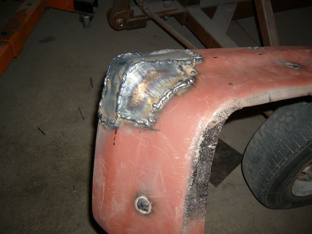 Puskurin kulman muotoilua