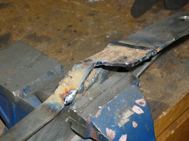 Puskurrautojen hitsaus