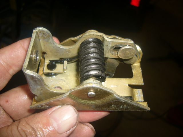 Sis�ovenkahvan mekanismi