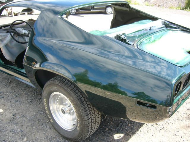 S Camaro maalattu