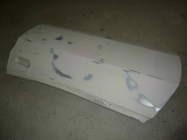 Vasen ovi, pakkelit hiottu