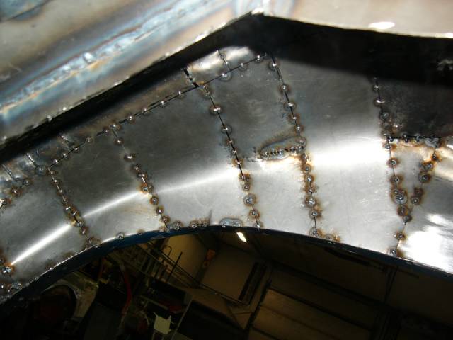 Vasen sis�lokari hepattuna