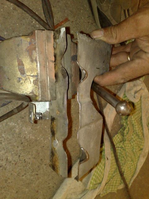 Lampputaustan p��ty halki